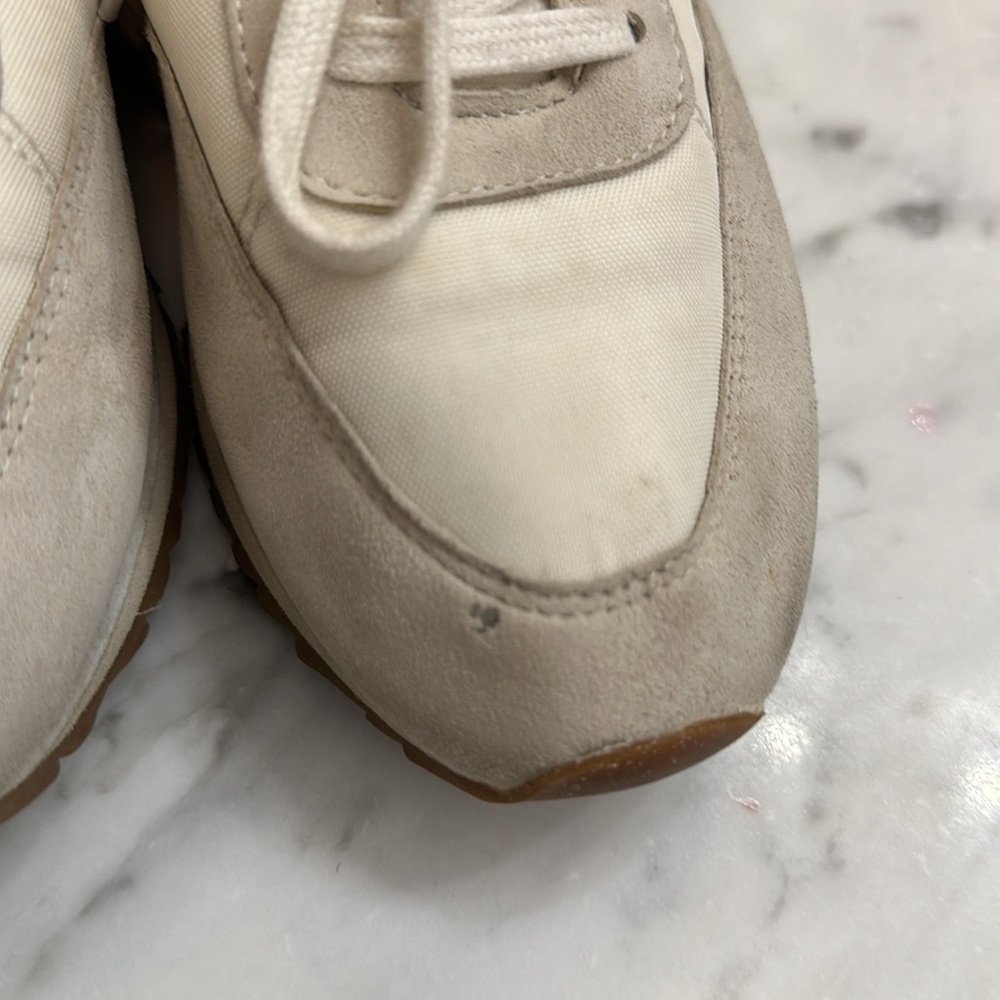 J Crew women retro sneaker size 6 off white with gold excellent worn 2-3 times - Picture 4 of 11